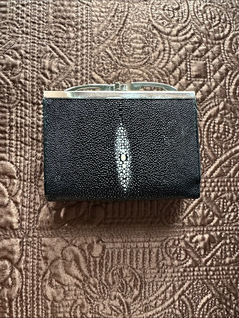 Authentic River Black Stingray Leather Trifold Kiss-Lock Wallet